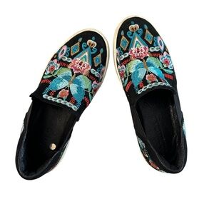 Johnny Was Women’s Slip-On Black Butterfly Embroidered Platform Sneaker Sz 5 GUC
